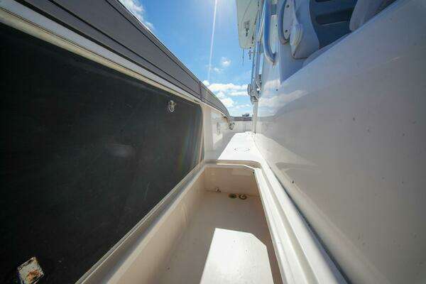 TideLine Boats 365 OFFSHORE Yacht For Sale
