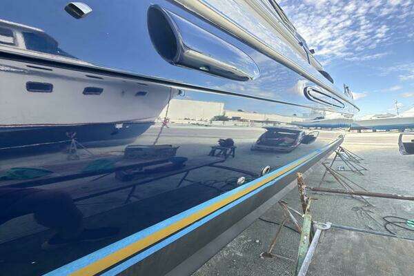 Navigator  Yacht For Sale