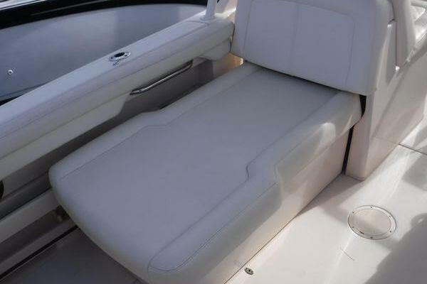 27ft Grady White Yacht For Sale