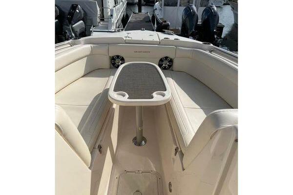 27ft Grady White Yacht For Sale