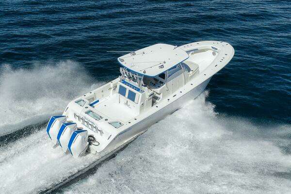 Front Runner 36CC Yacht For Sale