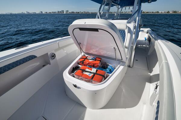 36ft Front Runner Yacht For Sale