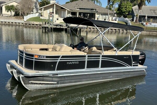 23ft Harris Yacht For Sale