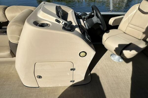 23ft Harris Yacht For Sale