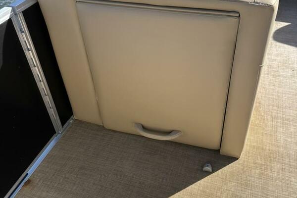 23ft Harris Yacht For Sale