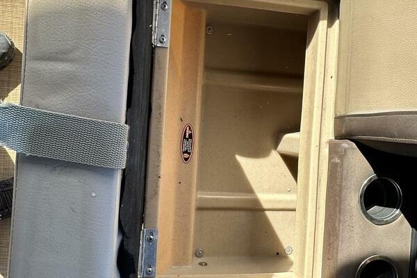 23ft Harris Yacht For Sale