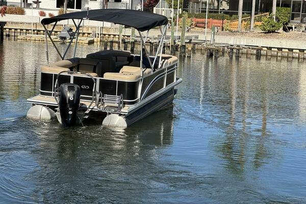 23ft Harris Yacht For Sale