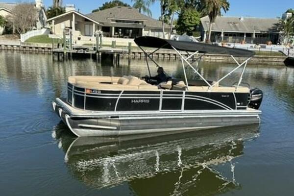 23ft Harris Yacht For Sale