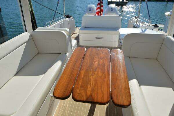 MJM 35z Yacht For Sale