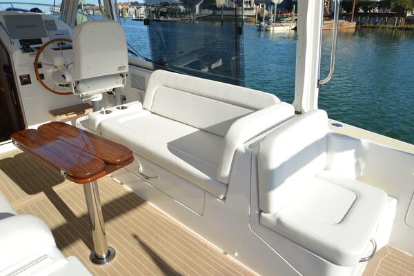 Ramble 35ft MJM Yacht For Sale
