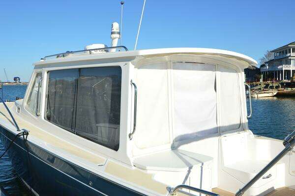 MJM 35z Yacht For Sale