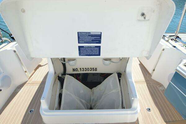 MJM 35z Yacht For Sale