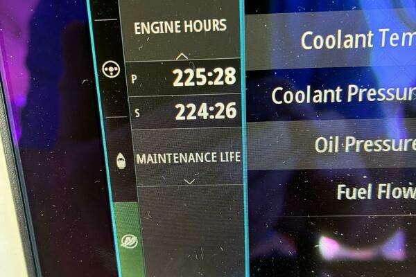 MJM 35z Yacht For Sale