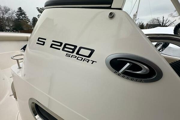 28ft Pursuit Yacht For Sale