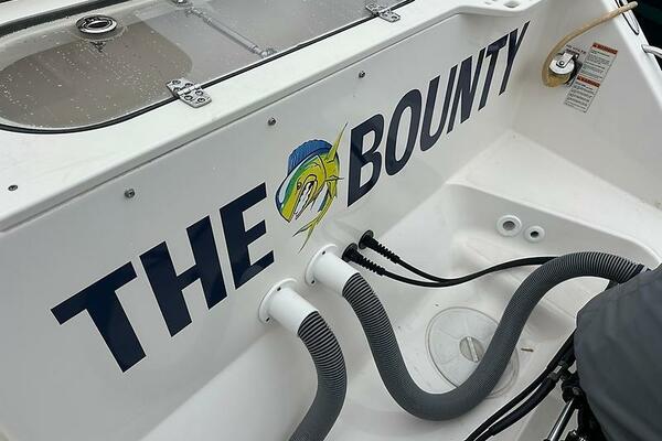 28ft Pursuit Yacht For Sale