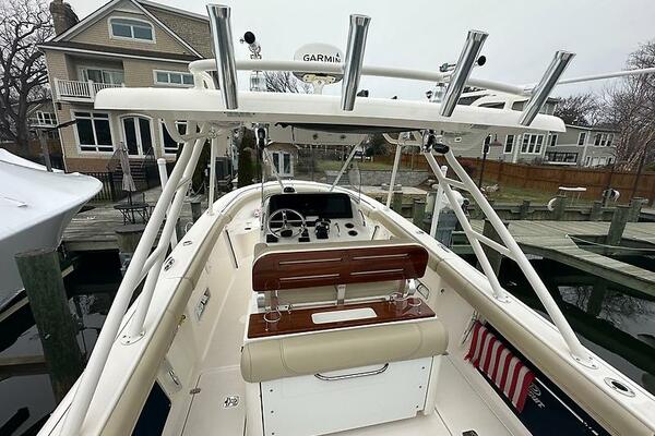 28ft Pursuit Yacht For Sale