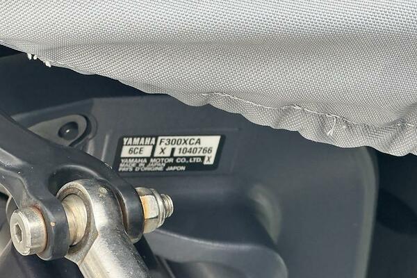 28ft Pursuit Yacht For Sale