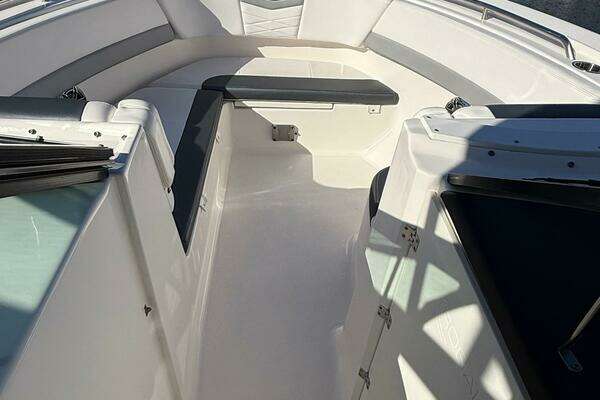 Robalo R317 Yacht For Sale