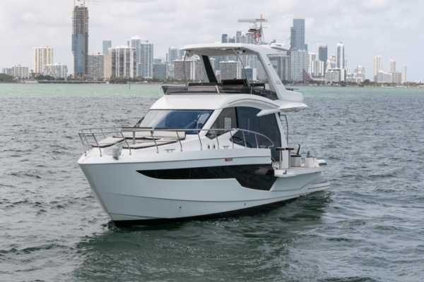 Galeon 500 Fly Yacht For Sale