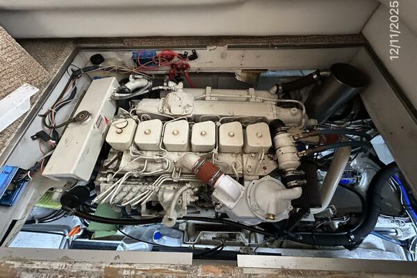 Camelot 47ft Bayliner Yacht For Sale