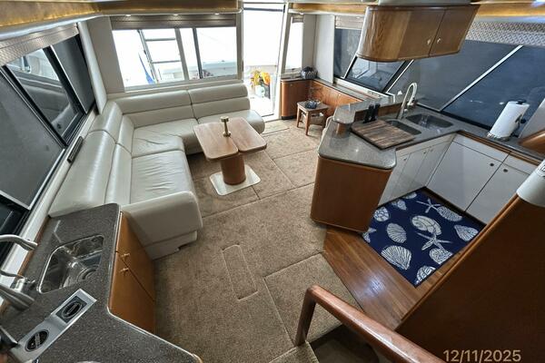 Camelot 47ft Bayliner Yacht For Sale