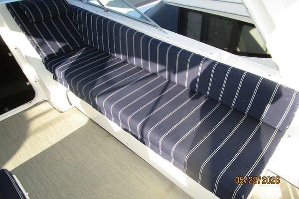 Camelot 47ft Bayliner Yacht For Sale