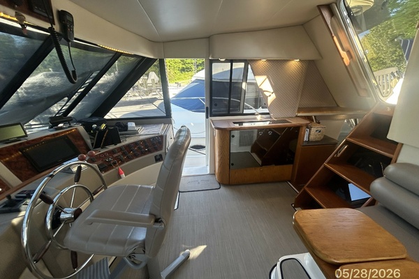 Camelot 47ft Bayliner Yacht For Sale