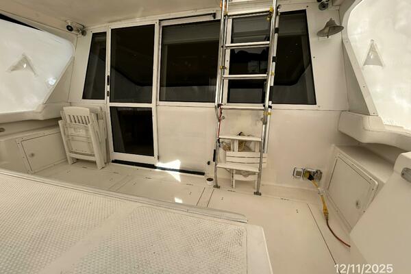 Camelot 47ft Bayliner Yacht For Sale