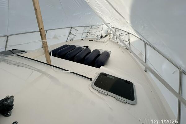 Camelot 47ft Bayliner Yacht For Sale
