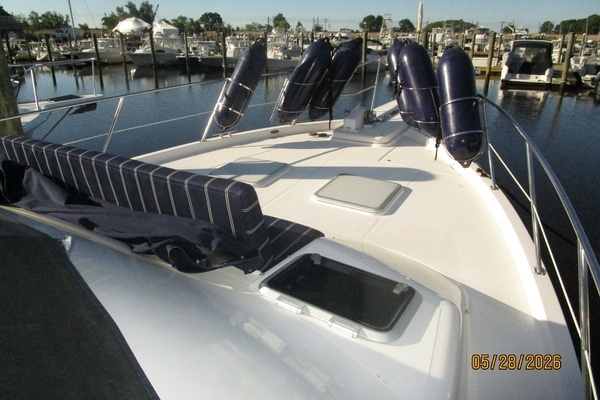 Photo of the 1998 Bayliner 4788 "Camelot"