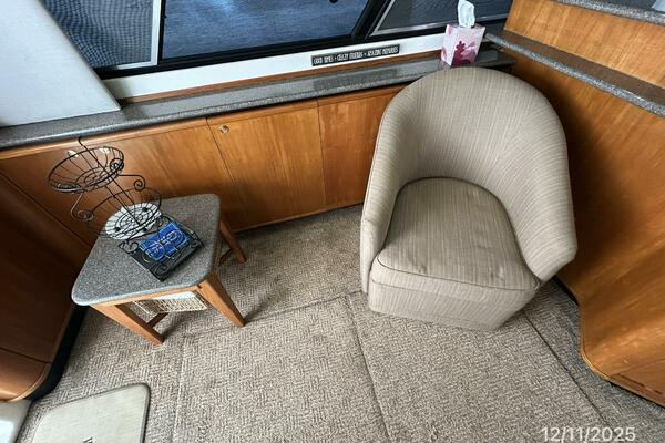 Camelot 47ft Bayliner Yacht For Sale