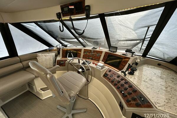 Camelot 47ft Bayliner Yacht For Sale