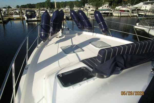 Camelot 47ft Bayliner Yacht For Sale