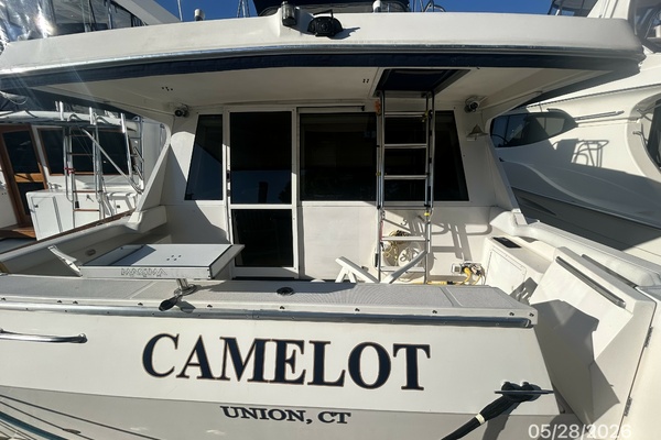 Camelot 47ft Bayliner Yacht For Sale