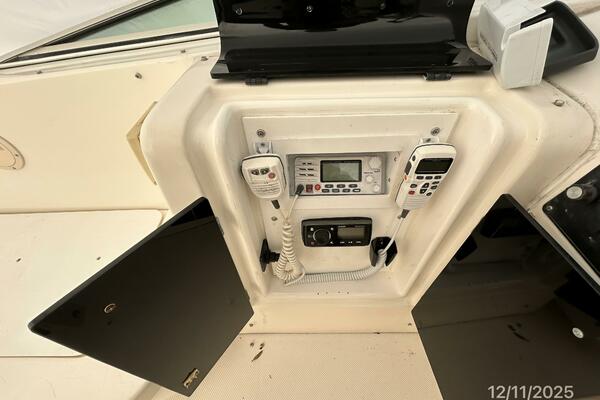 Camelot 47ft Bayliner Yacht For Sale