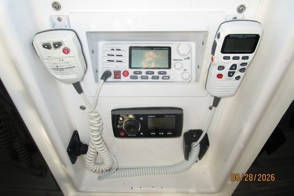 Camelot 47ft Bayliner Yacht For Sale