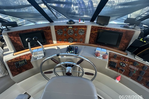 Camelot 47ft Bayliner Yacht For Sale