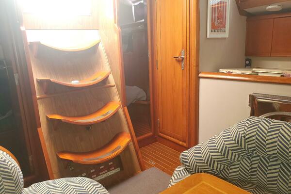 INVICTUS 45ft Jeanneau Yacht For Sale