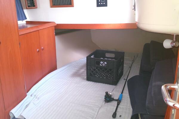 INVICTUS 45ft Jeanneau Yacht For Sale