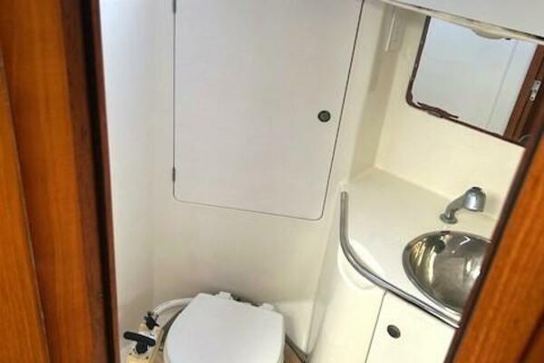 INVICTUS 45ft Jeanneau Yacht For Sale