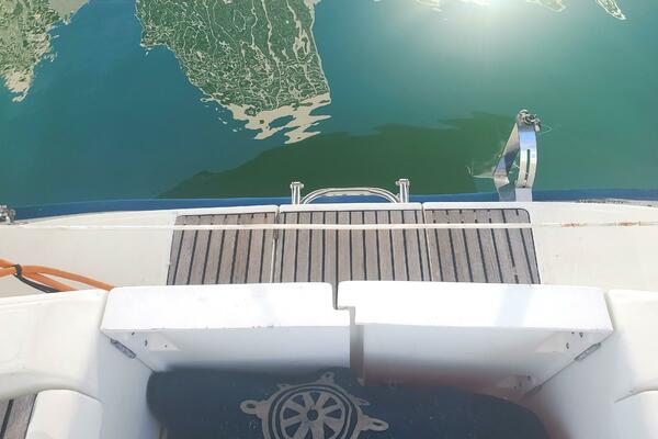 INVICTUS 45ft Jeanneau Yacht For Sale