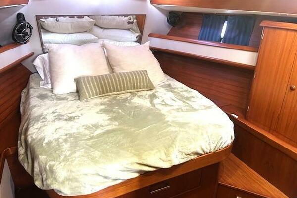 INVICTUS 45ft Jeanneau Yacht For Sale