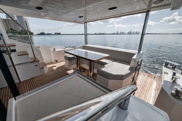 60ft Azimut Yacht For Sale