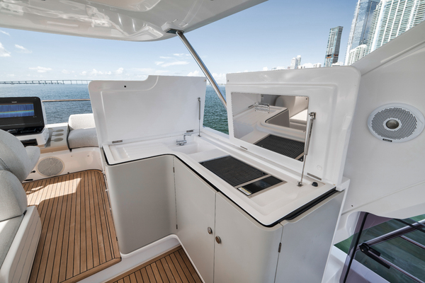 60ft Azimut Yacht For Sale