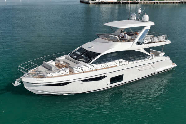 Azimut FLYBRIDGE Yacht For Sale