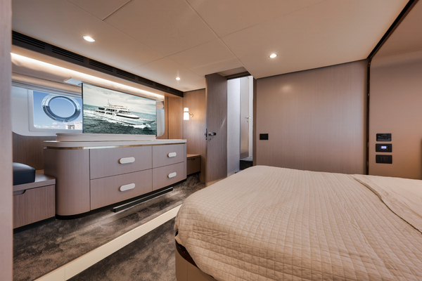 60ft Azimut Yacht For Sale