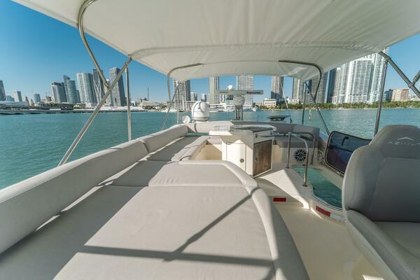 PRIME TIME 48ft Azimut Yacht For Sale