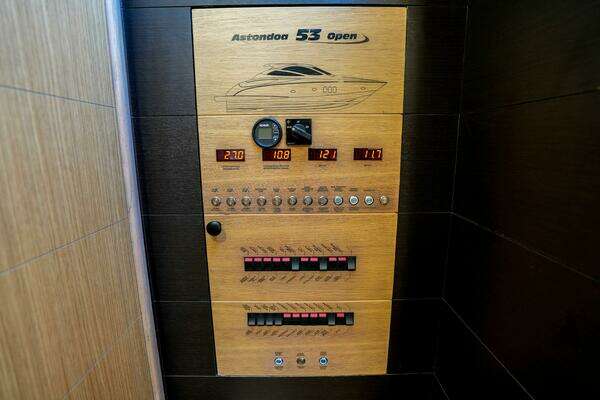 Astondoa 53 Open Cruiser Yacht For Sale