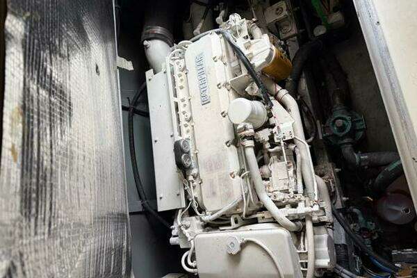 Photo of the 1997 Sea Ray 400 Sedan Bridge