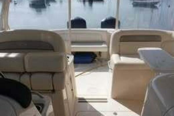 33ft Grady White Yacht For Sale